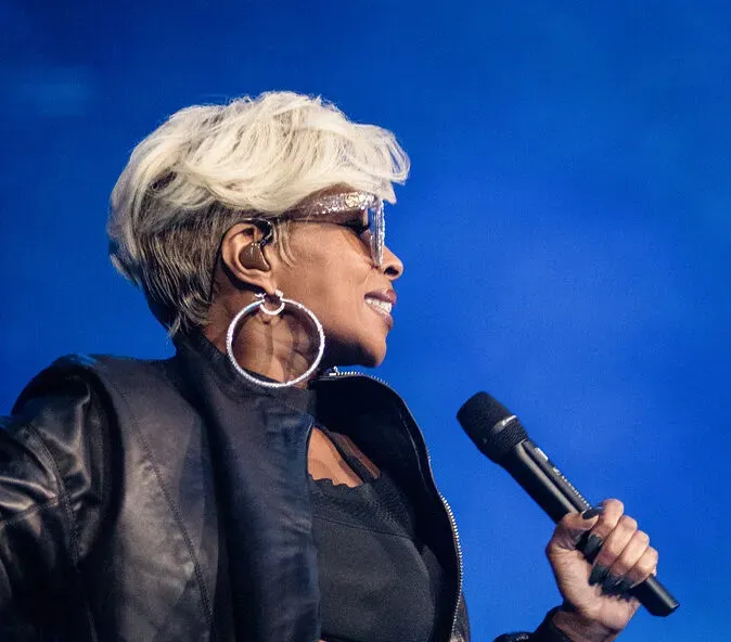 MARY J. BLIGE