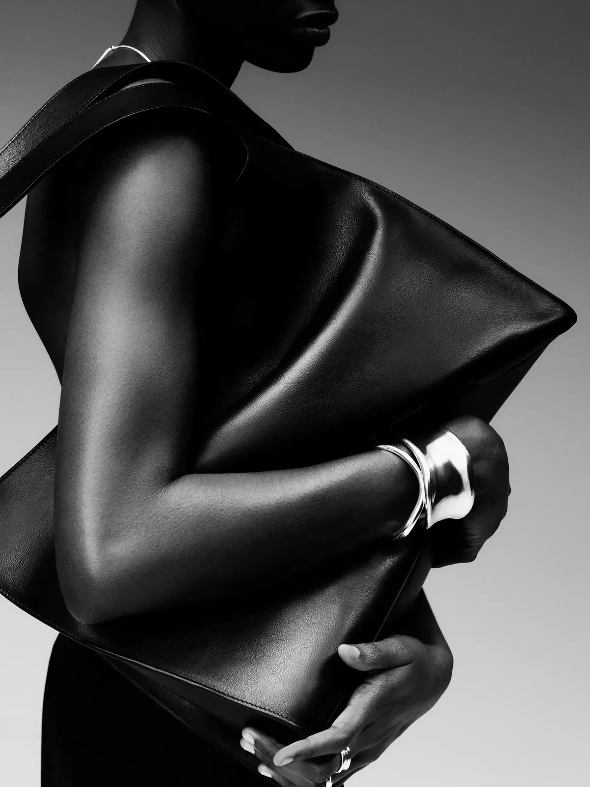 COS Alcove bag