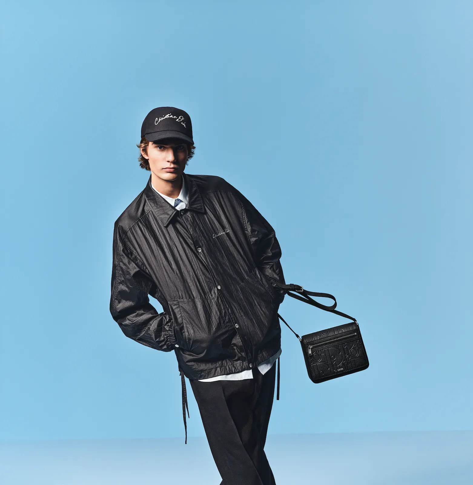 Dior Unveils Gravity Leather: A Revolutionary Material for Fall 2024