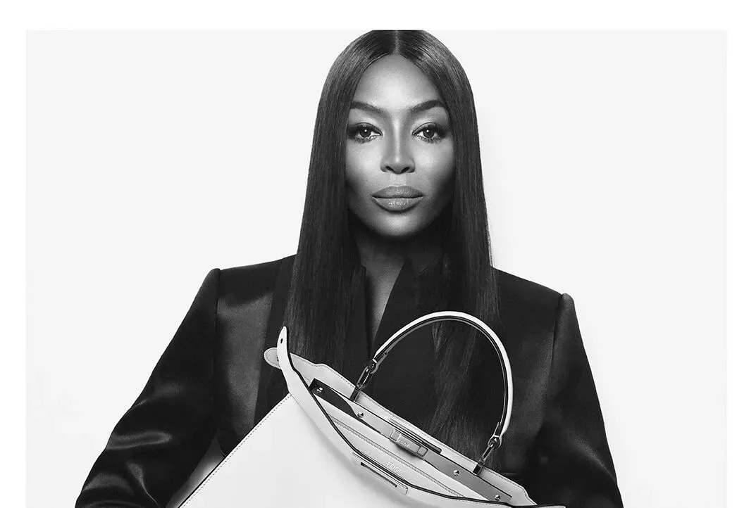 Naomi Campbell Fendi Peekaboo