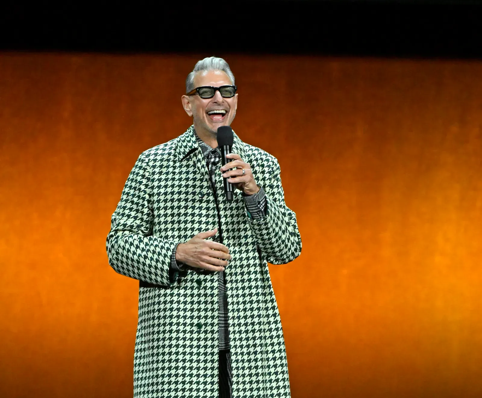 Jeff Goldblum Makes Striking Appearance in Burberry at CinemaCon