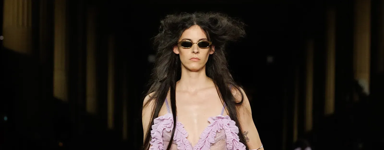 McQueen FW25: McGirr’s Irreverent Artistry