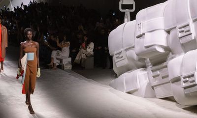 Fendi SS24: A Roman Elegance and Freedom Odyssey with Demi Moore, Naomi Campbell, and More