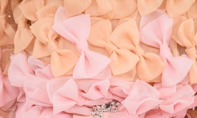 Embrace Sensual Sophistication the Alexis Mabille’s Haute Couture Fall-Winter 2023/2024 Collection