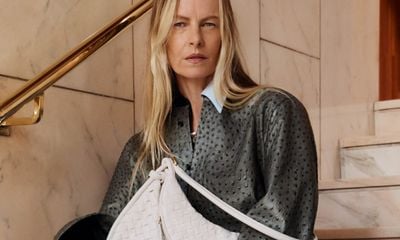 Bottega Veneta’s GEMELLI Handbag: The New Celebrity Favorite with Nicole Kidman and Julianne Moore Leading the Way