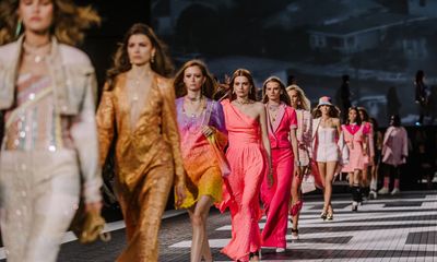 CHANEL Cruise 2023-24