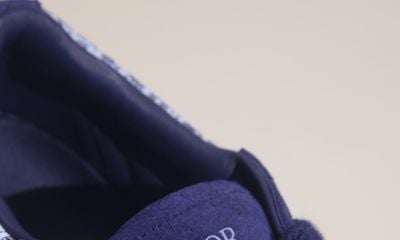 Dior Men’s Unveils the B33 Sneaker and Accessories Collection with Revolutionary NFC Technology