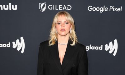 Reneé Rapp Transforms Into Classic Versace Muse At The 35th GLAAD Media Awards