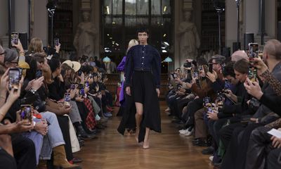 Lutz Huelle Spring-Summer 2025: The Art of Sartorial Metamorphosis