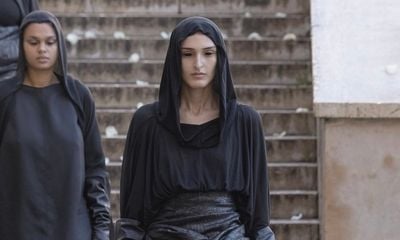 Rick Owens Spring-Summer 2025: Myth and Mischief on Hollywood Boulevard