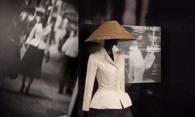 La Galerie Dior Unveils Must-See Peter Lindbergh Exhibition, ‘Exposition Dior/Lindbergh‘ Spanning Three Decades