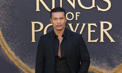 Ismael Cruz Cordova Channels Elven Elegance in Burberry at “Rings of Power” Premiere