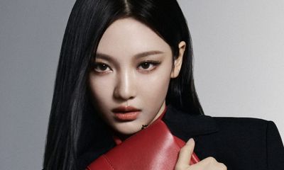 Versace and NINGNING Unveil New It-Bag: The Kleio