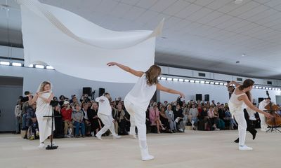 Issey Miyake Spring Summer 2024: A Ballet of Fluid Forms and Nature’s Power