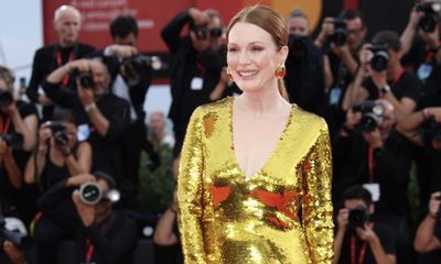 Julianne Moore Dazzles in Bottega Veneta Golden Glamour at Venice Film Festival for ‘The Room Next Door’