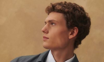 KNT (Kiton New Textures) Evolves the Neapolitan House’s Tailoring Legacy at Pitti Uomo