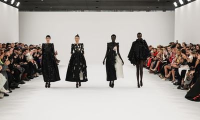 Viktor&Rolf ‘Scissorhands’ Spring/Summer 2024 Collection: A Paradigm of Haute Couture Innovation