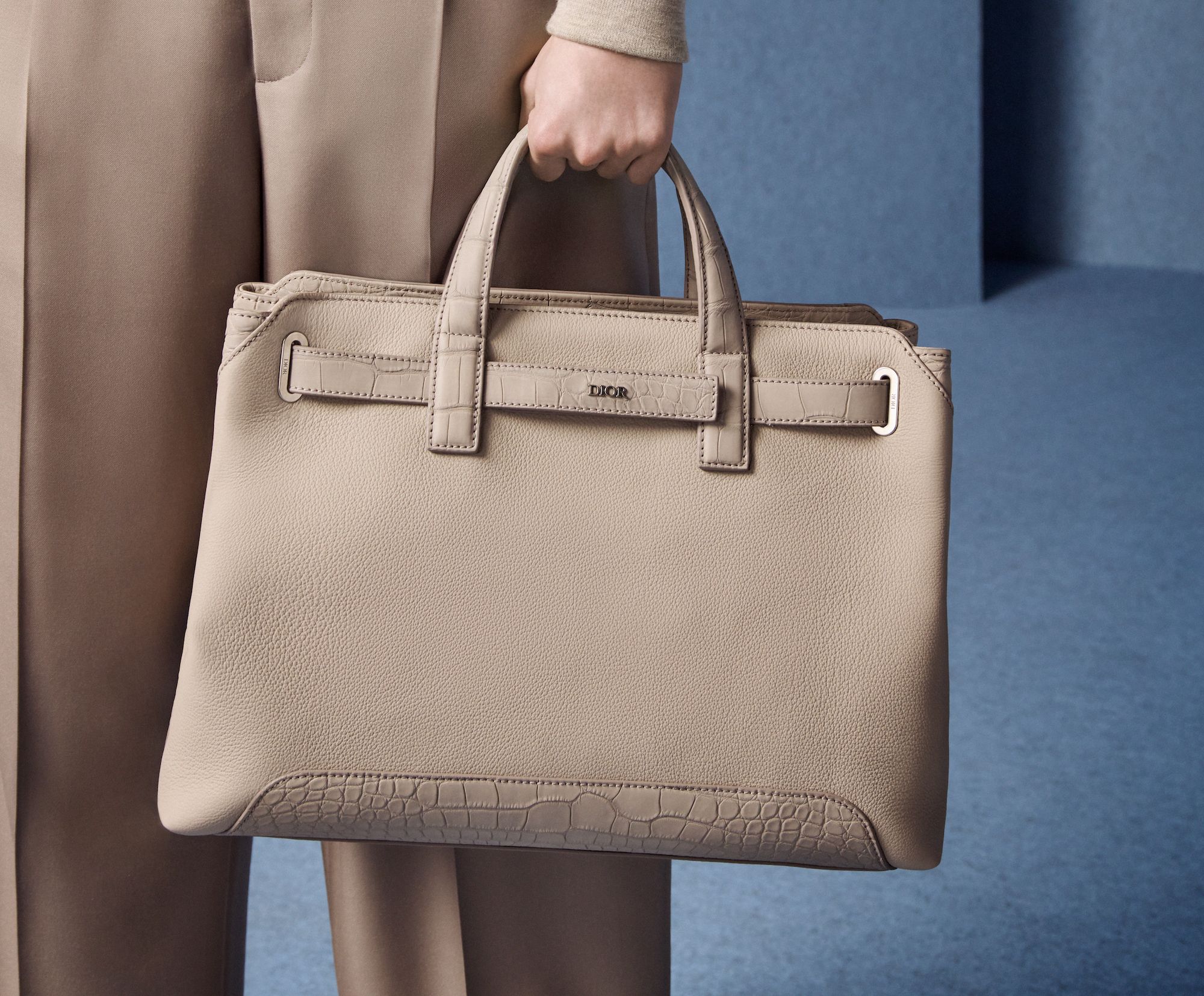 DIOR MEN'S FALL 2025 ICONS- ETAILS BY BRETT LLOYD