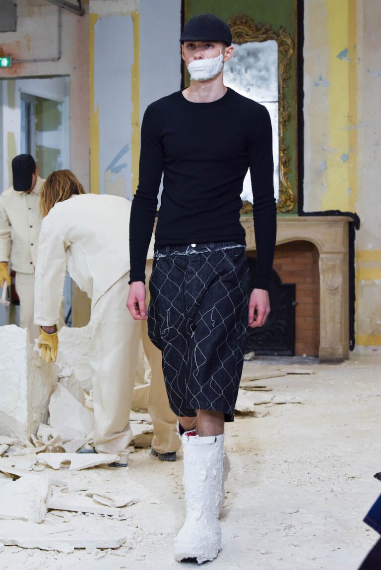 AIREI-RUNWAY-LM-23-768x1150.jpg