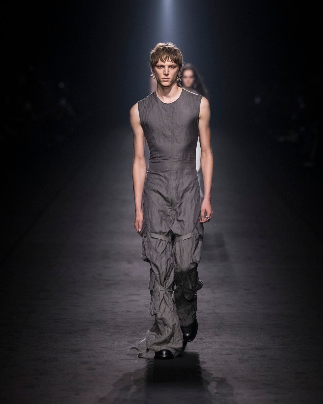 Ann-Demeulemeester-SS24-Paris-4169-1600x2000.jpg