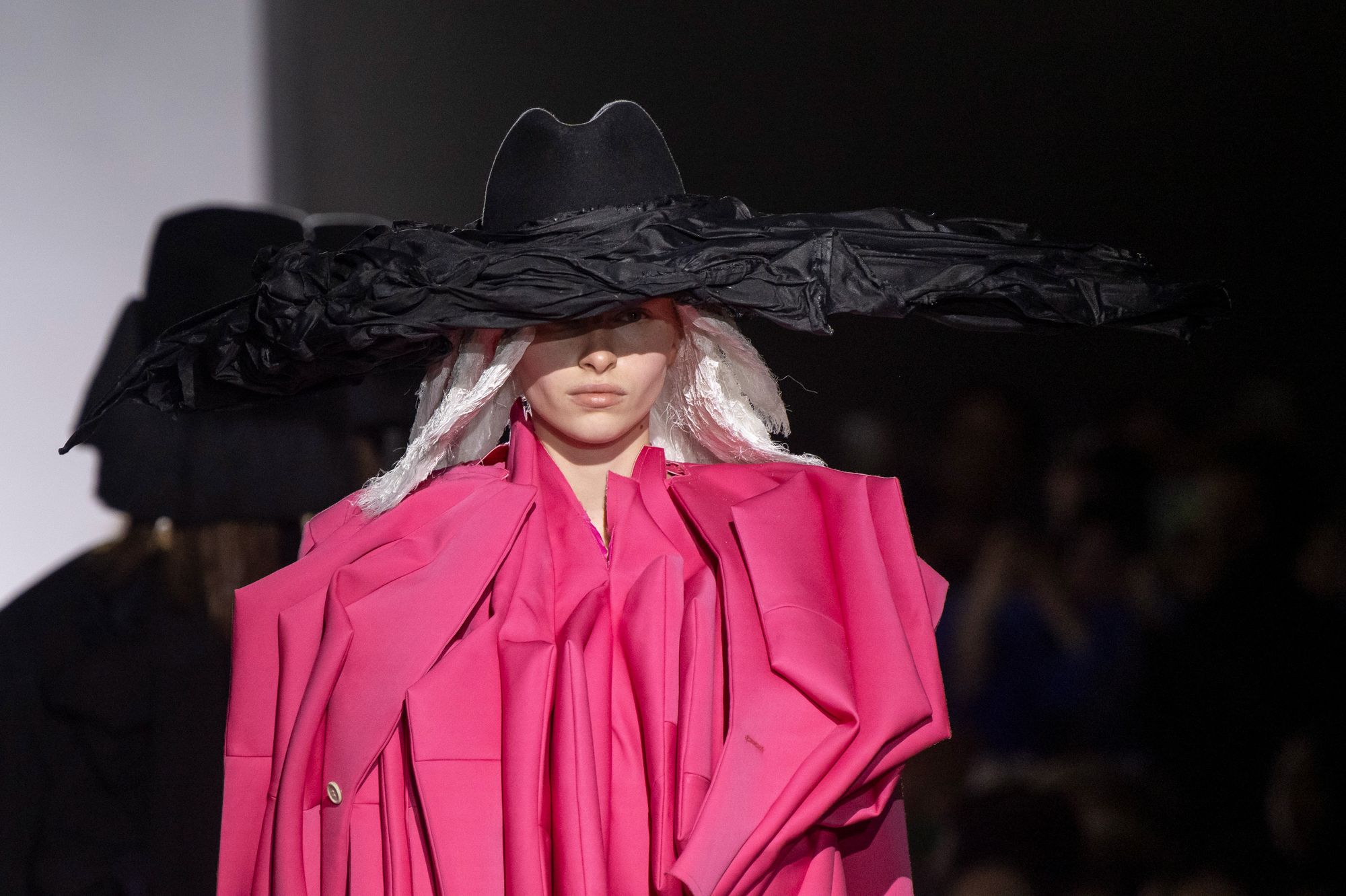 Comme des Garçons FW25 Is A Sculptural Wonderland Where Small Becomes Mighty