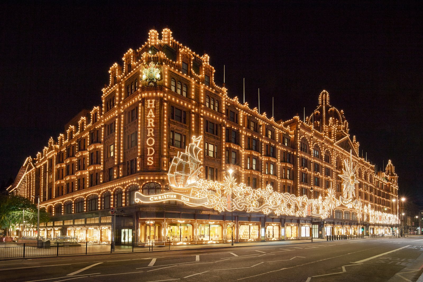 Discover the Fabulous World of Dior at Harrods