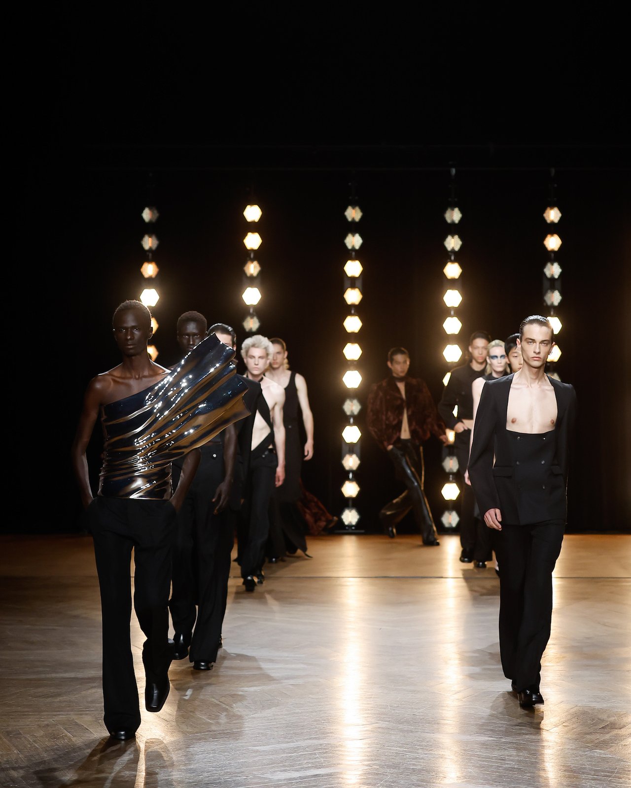 EGONLAB unveils the SS24 Collection “Toute première fois,”