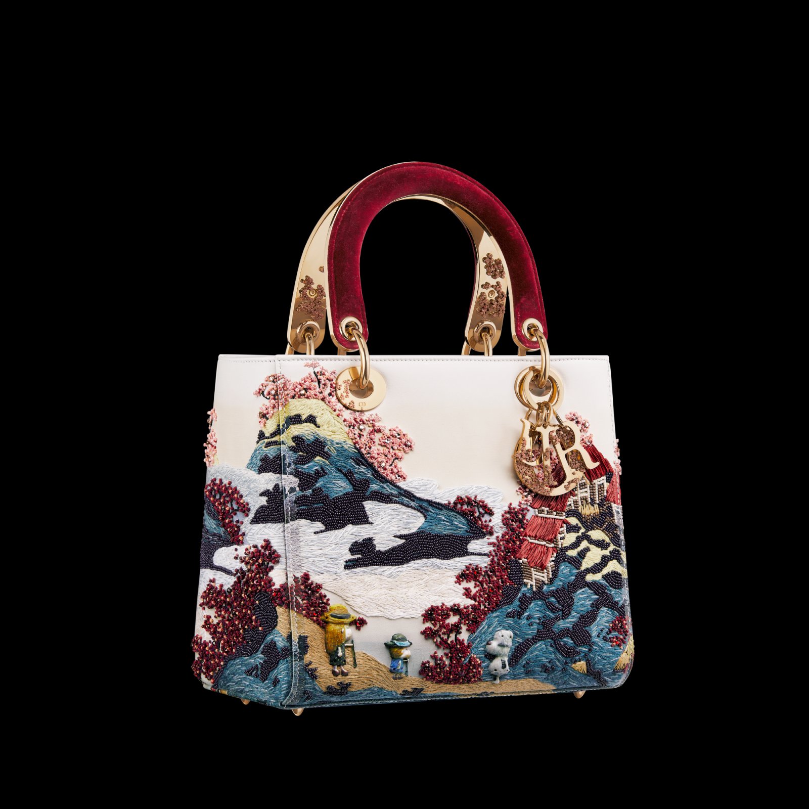 Liang Yuanwei’s Lady Dior Natural, organic textures breathe a fresh, grounded aesthetic into the timeless Lady Dior.