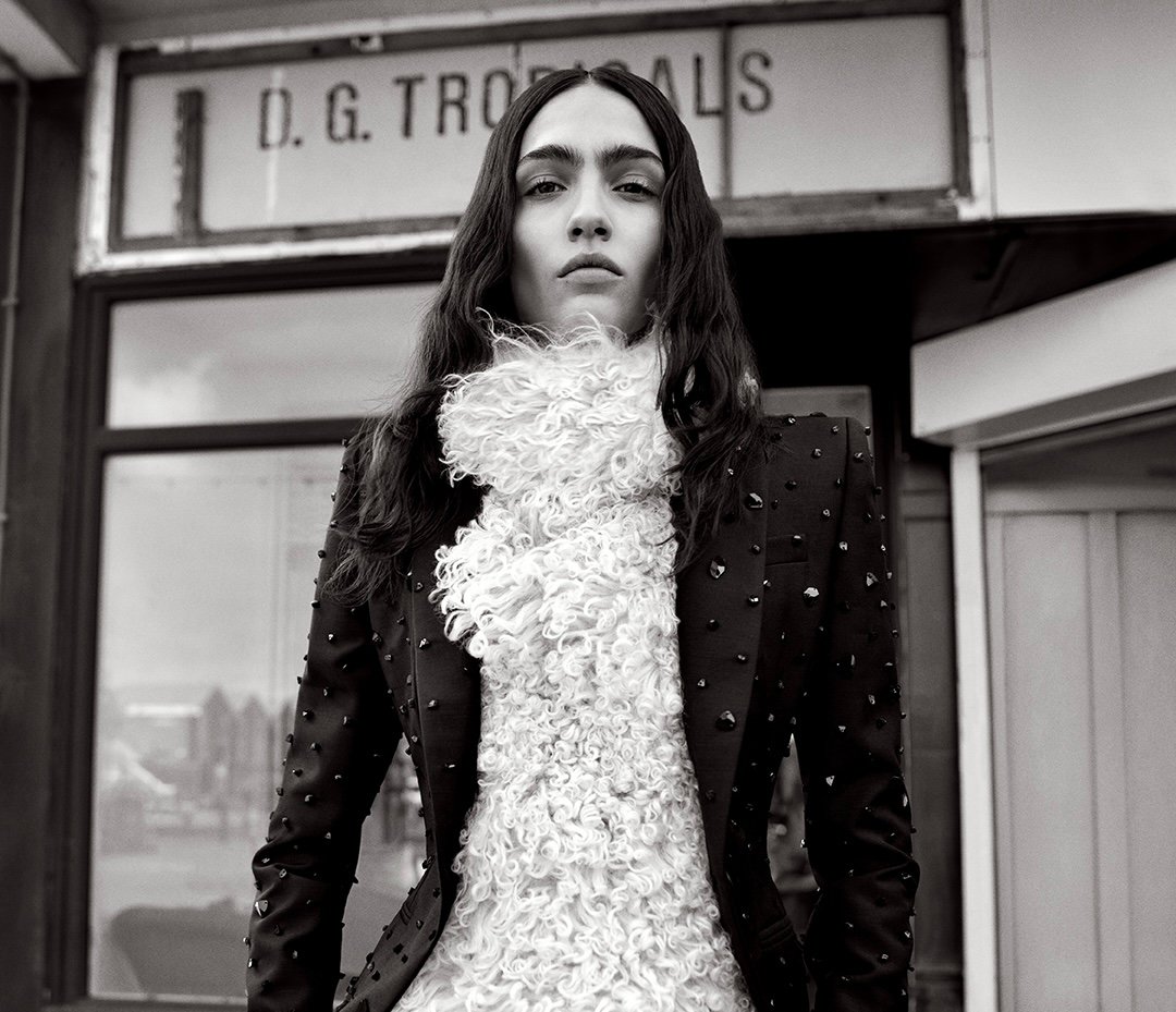 McQueen Reveals New  Autumn Winter 2024 Campaign: A Love Letter to London’s Raw Energy