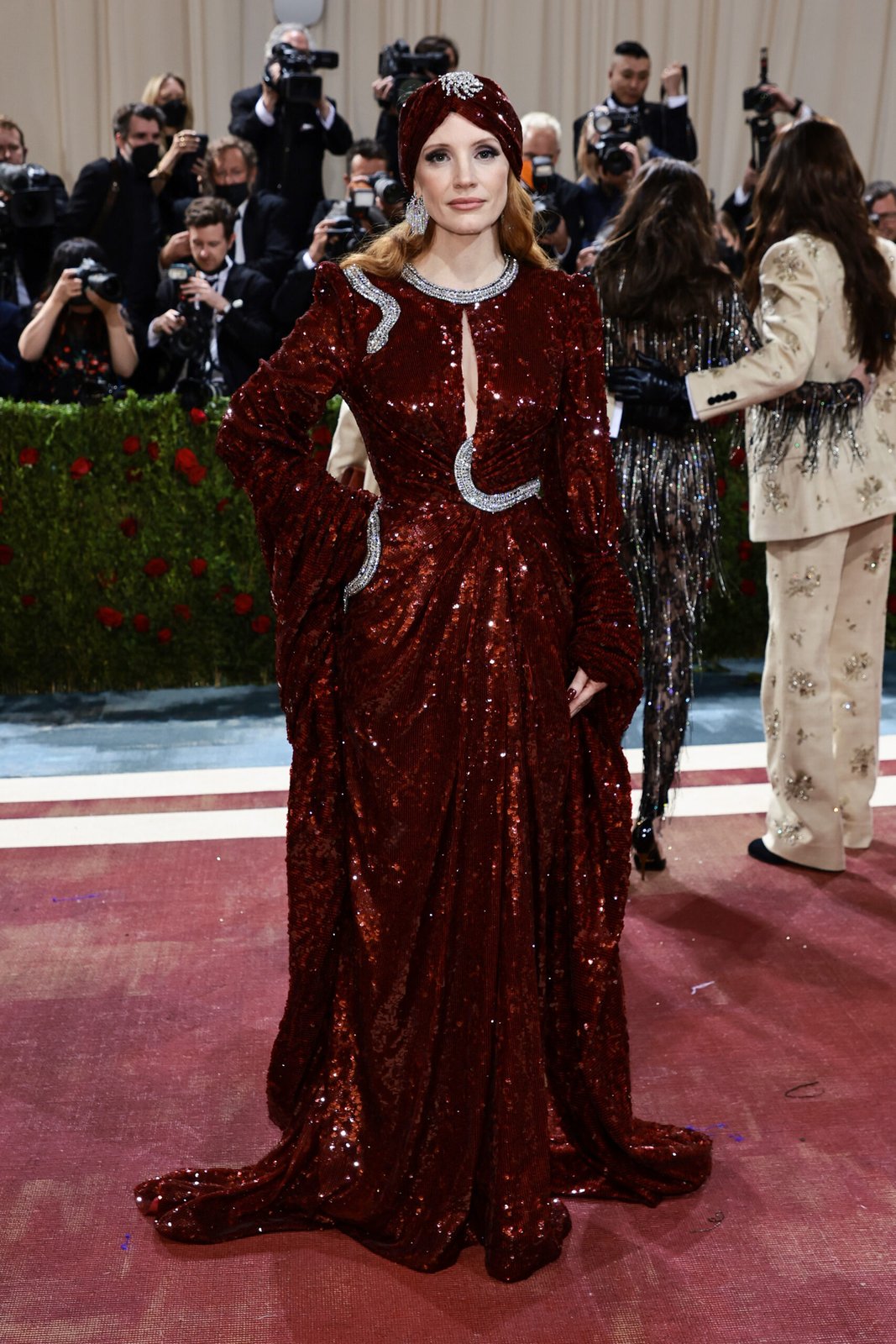 Jessica Chastain wears GUCCI to The 2022 Met Gala Celebrating "In America: An Anthology of Fashion"