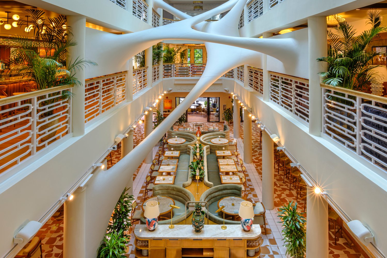 Groundbreaking Culinary Marvel Elastika Debuts in Miami’s Iconic Moore Building
