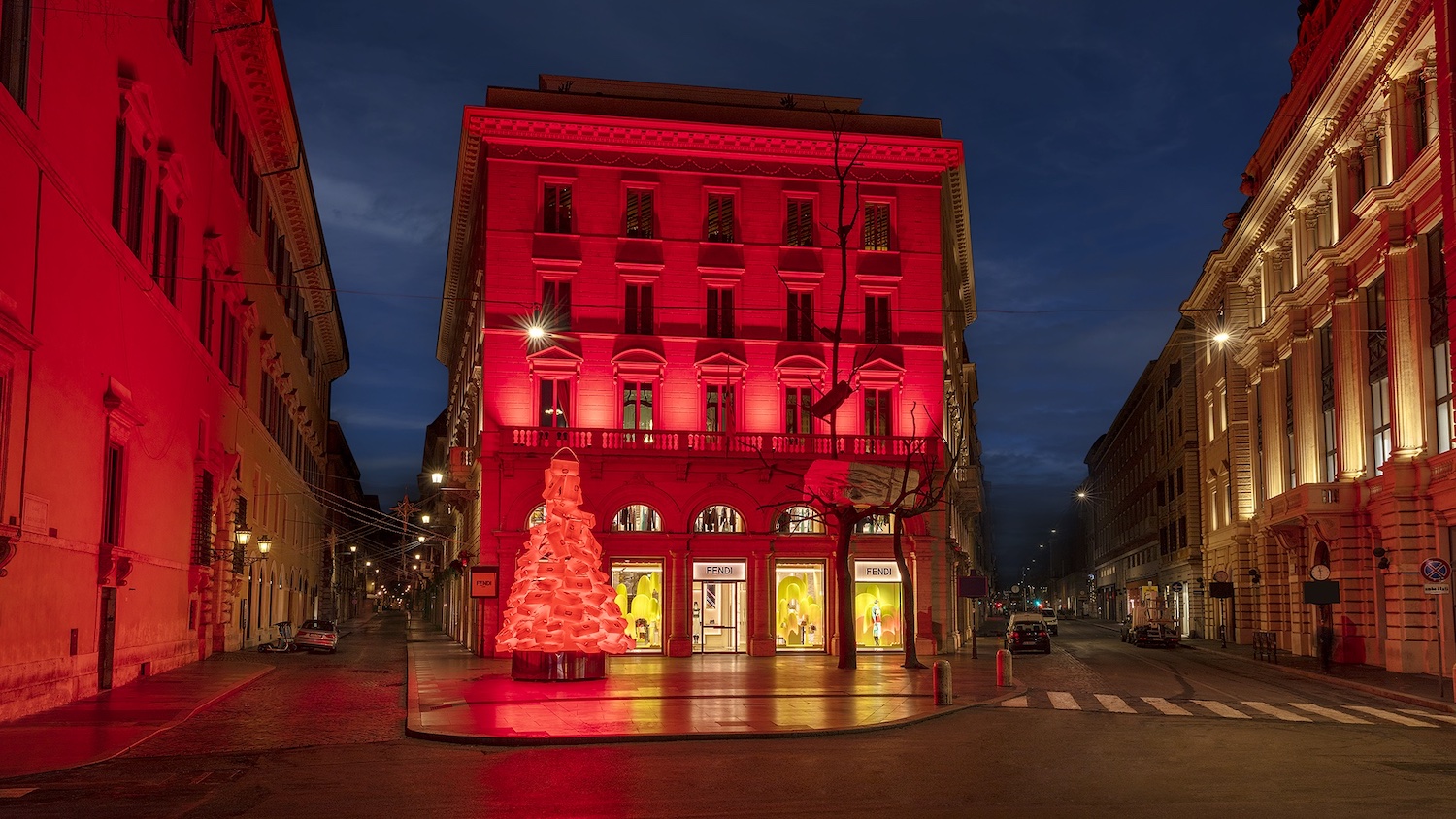FENDI Palazzo, red