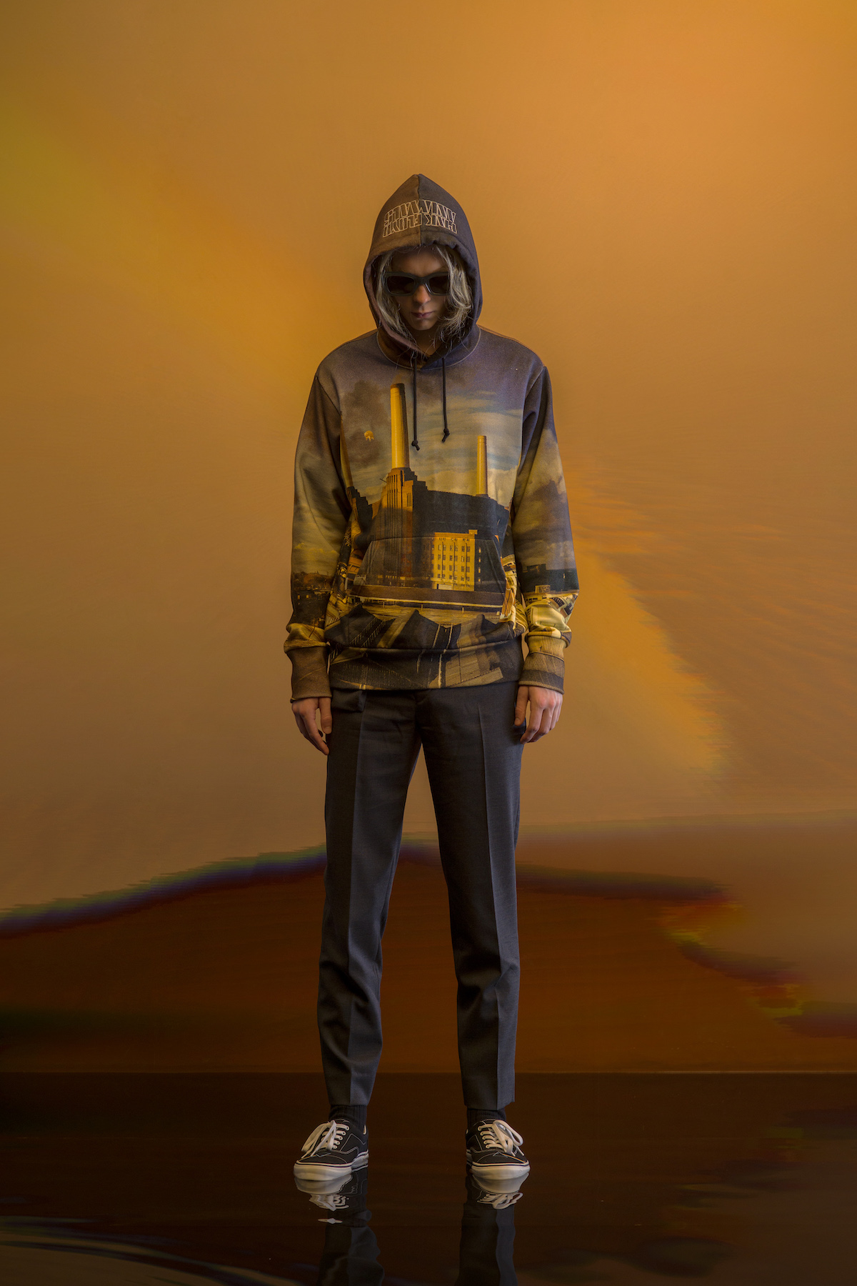 46 UNDERCOVER spring summer 2023 pink floyd