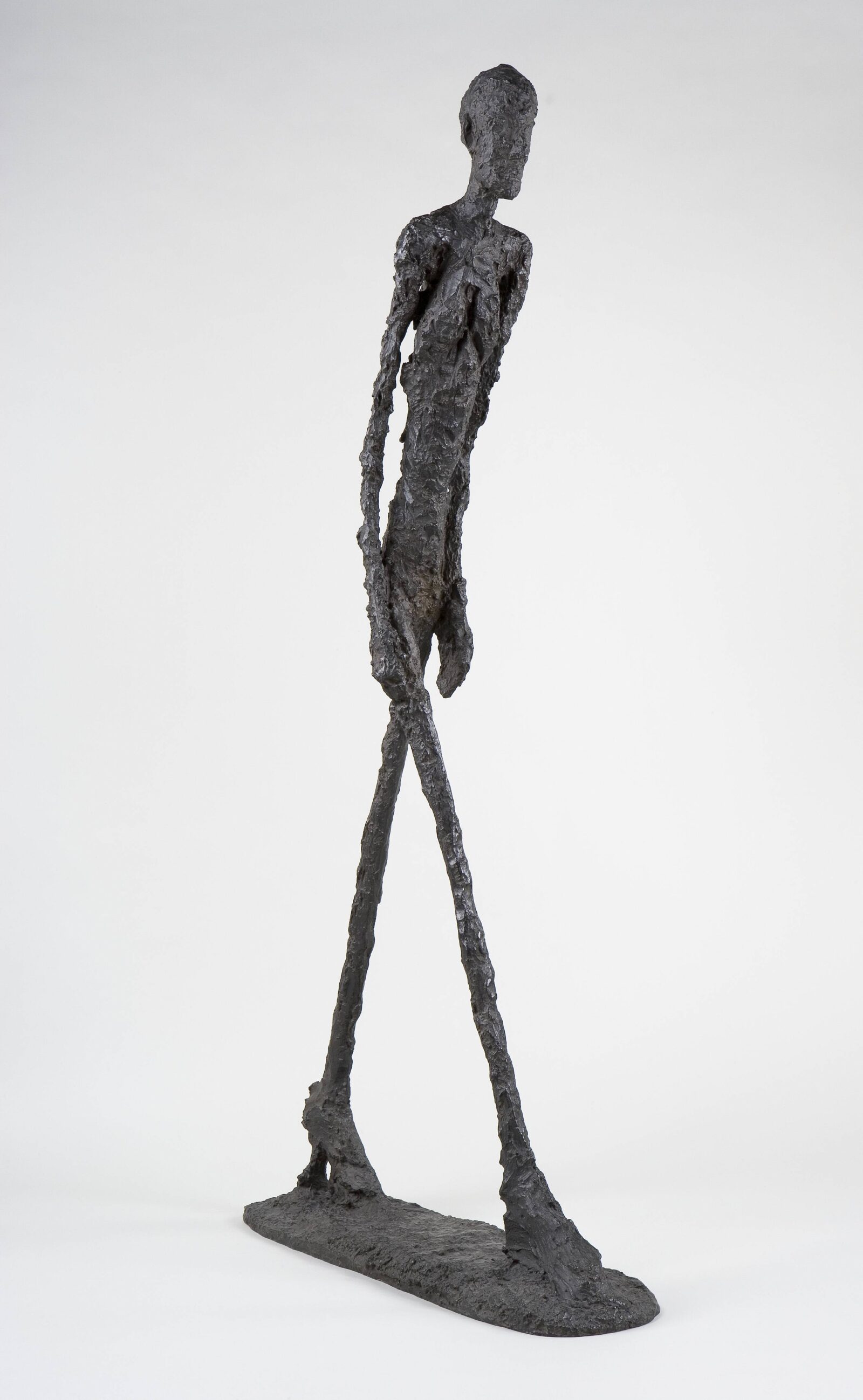 Alberto Giacometti, Walking Man I, c. 1960, bronze, Fondation Giacometti. © Succession Alberto Giacometti / ADAGP, Paris, 2022 Alberto Giacometti, Walking Man I, c. 1960, bronze, Fondation Giacometti. © Succession Alberto Giacometti / ADAGP, Paris, 2022