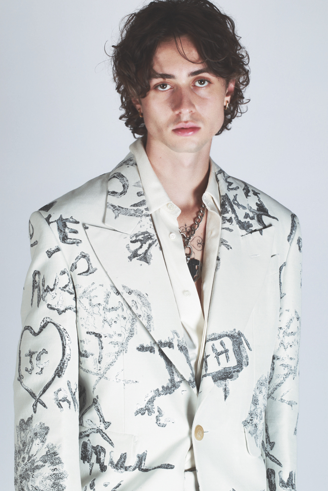 Full look by ALEXANDER MCQUEEN
