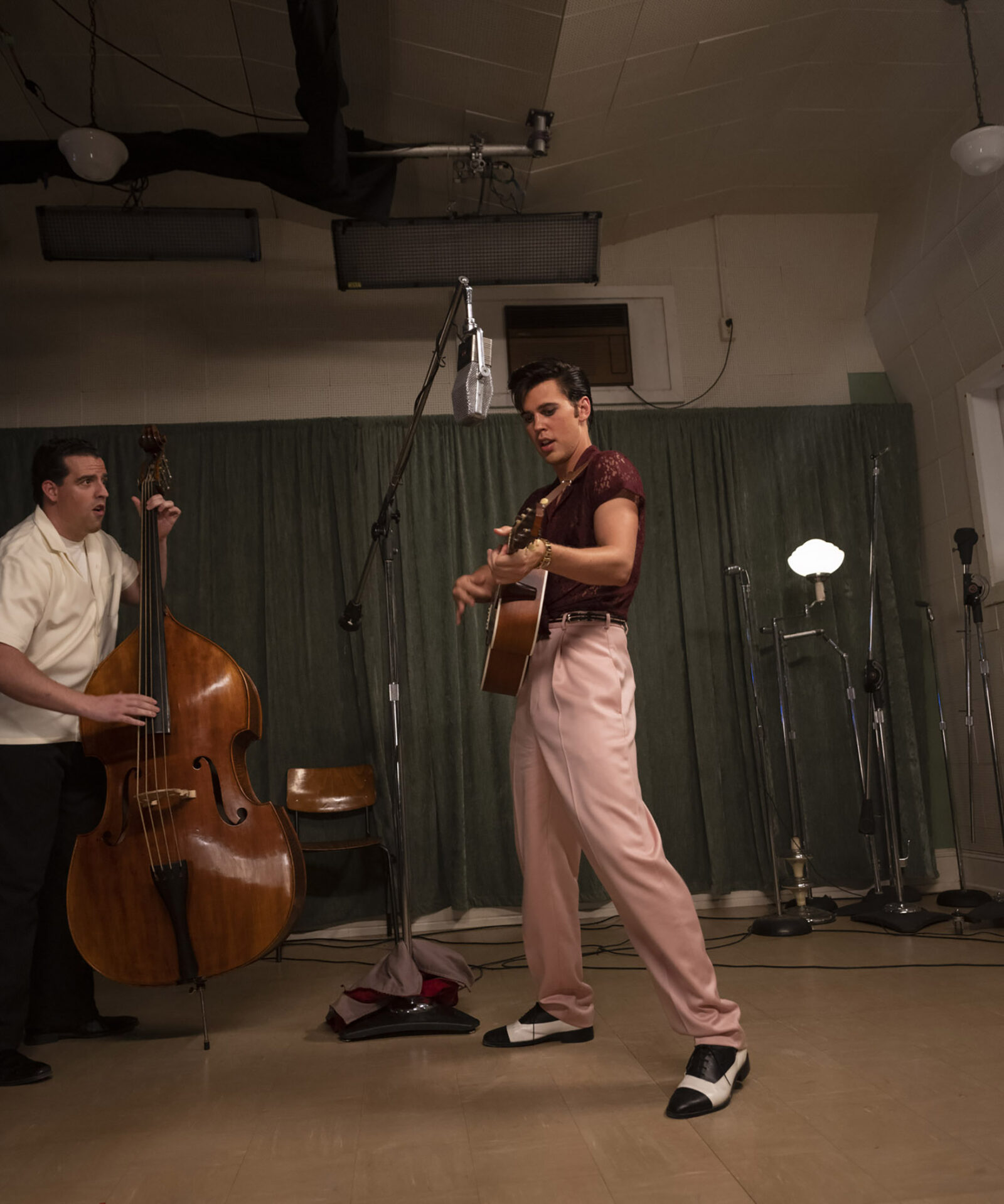 Austin Butler, Film still, Elvis, courtesy Warner. Film still, Elvis, courtesy Warner.