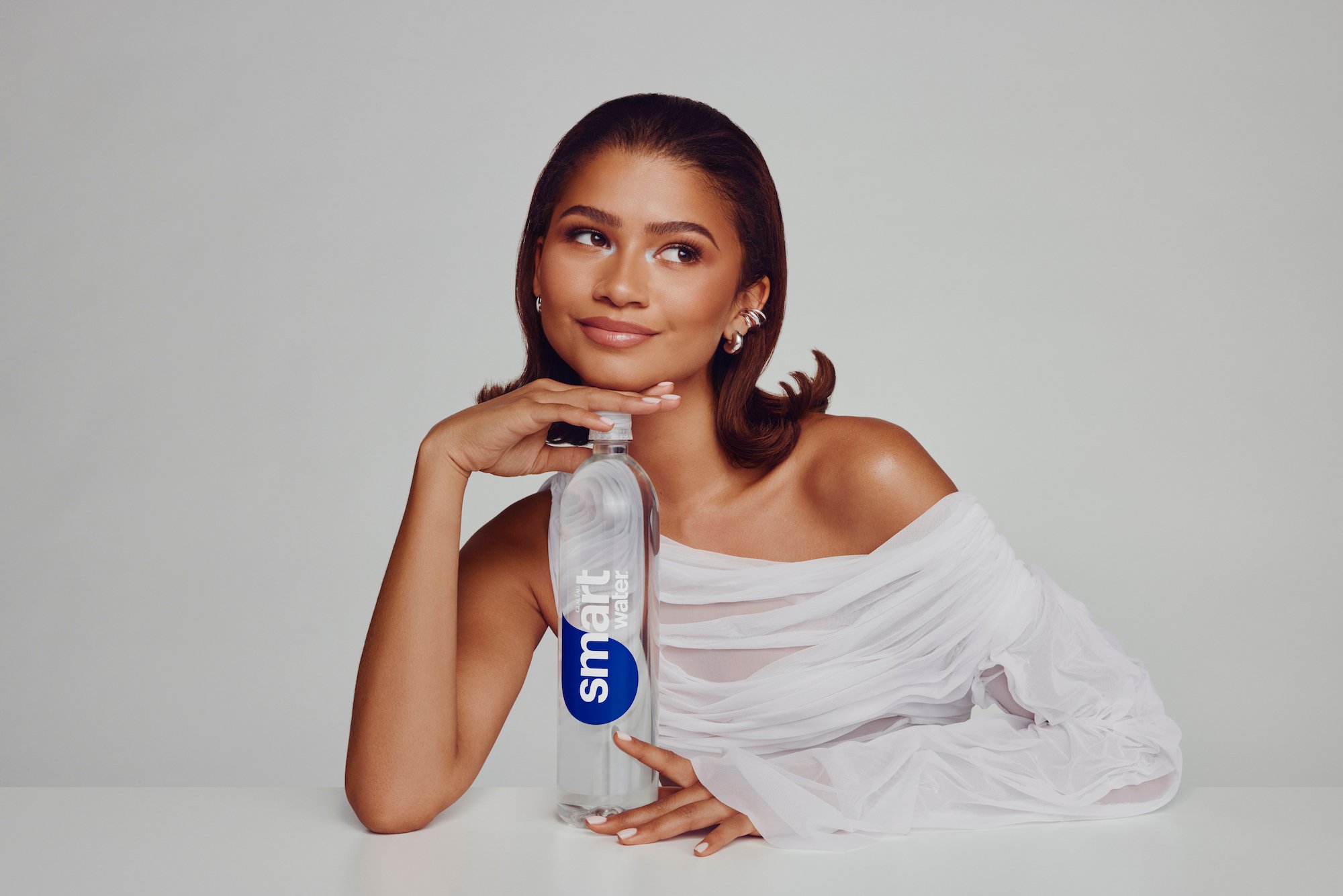 Zendaya Collaborates with Multi-faceted Womenswear brand Di Petsa for Empowering SmartWater Campaign