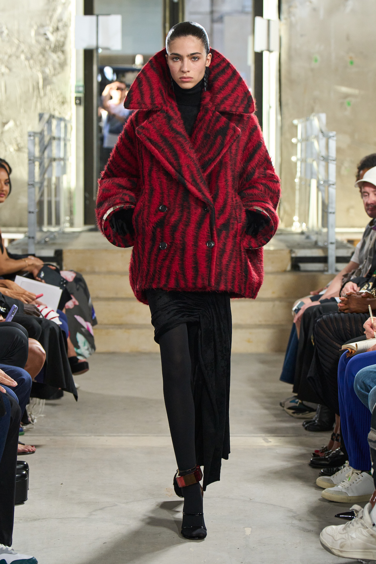 10 ALAÏA winter spring 2023