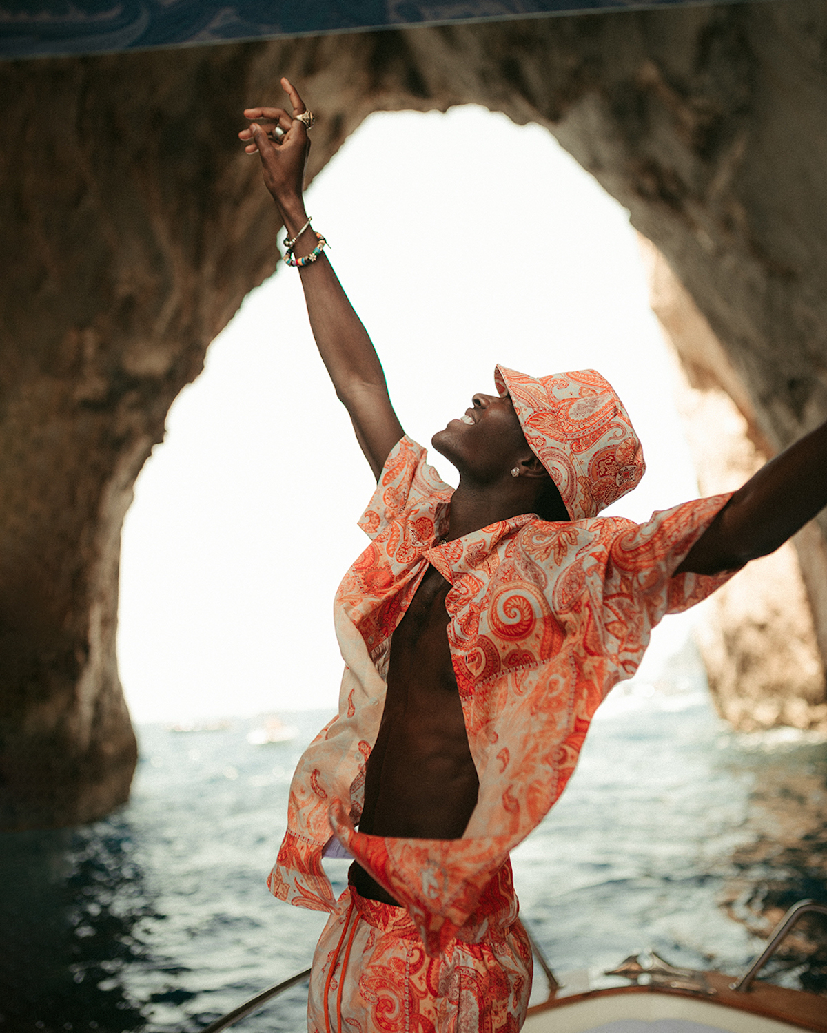 ALTON MASON IN ETRO LIQUID PAISLEY BEACH COLLECTION
