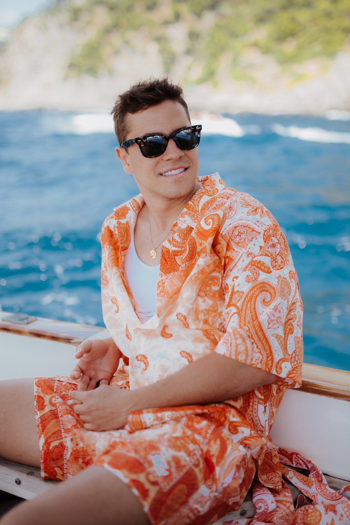 ANDREA LA MOGLIA IN ETRO LIQUID PAISLEY BEACH COLLECTION