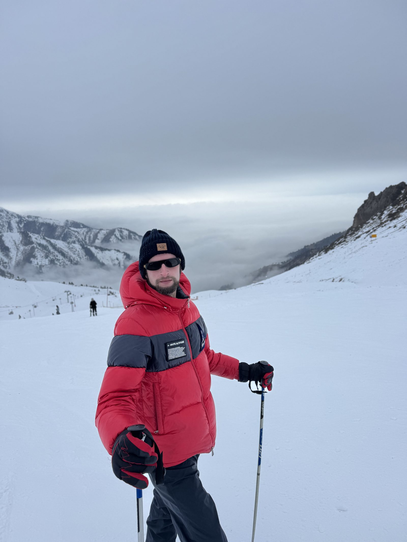 Editor Jesse Scott enjoying the fresh powder at Shymbulak Ski Resort (Photo: Courtesy of Jesse Scott)