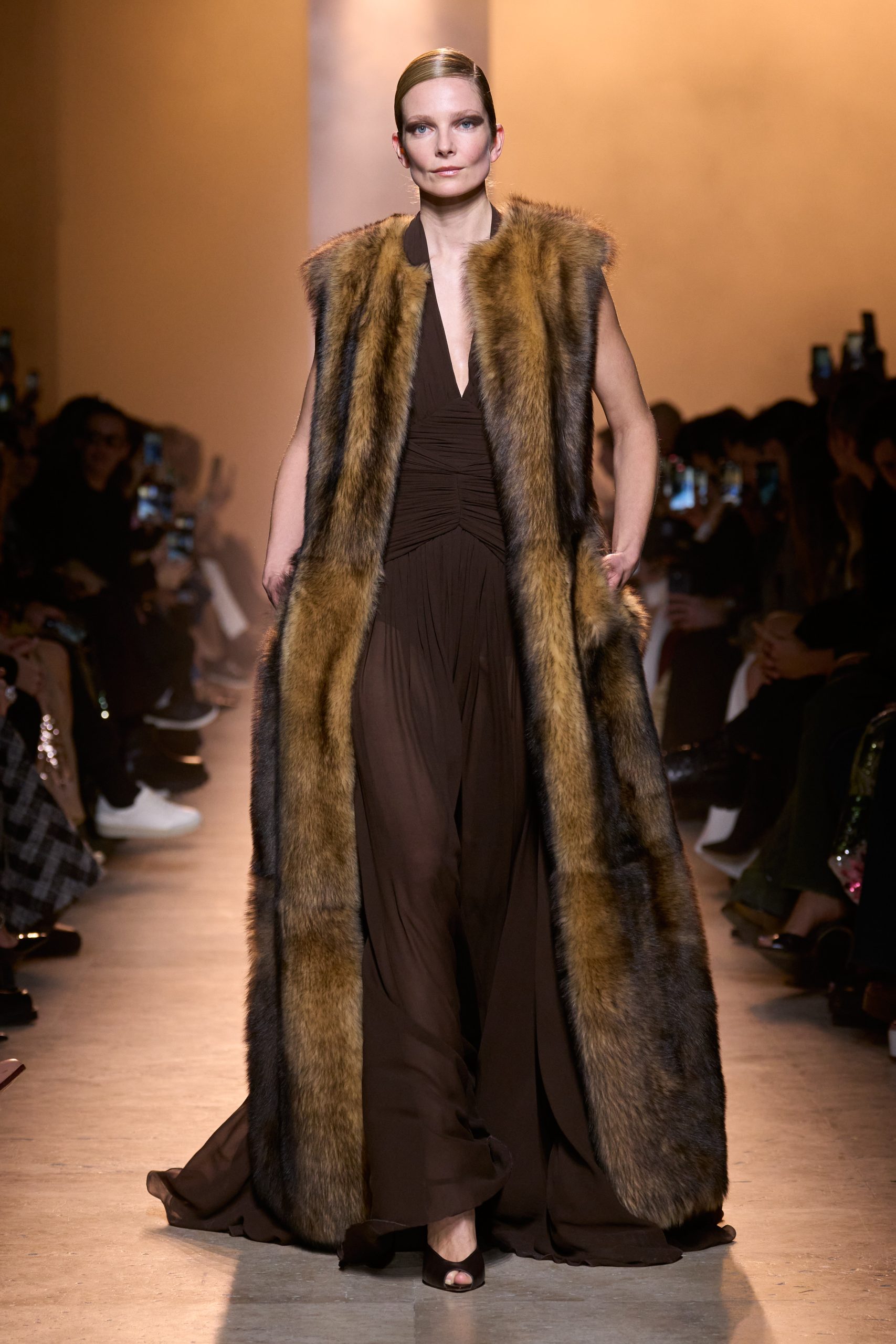 Elie Saab Fall 2025: Look 5 (Photo courtesy of Elie Saab) Elie Saab Fall 2025: Look 5 (Photo courtesy of Elie Saab)