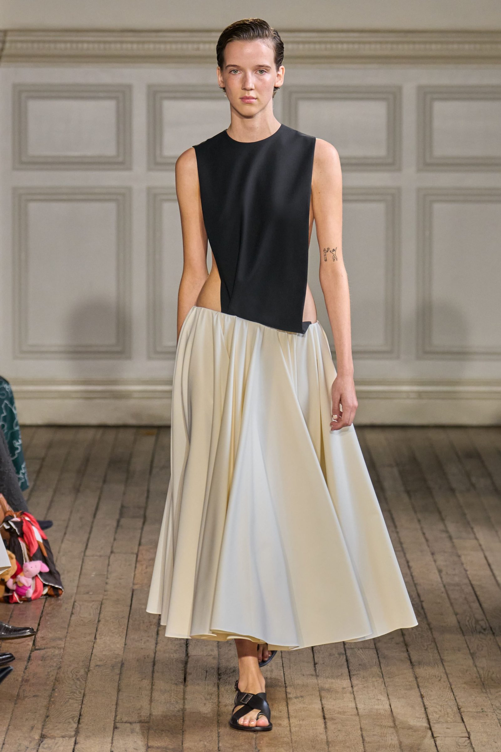 Look 2