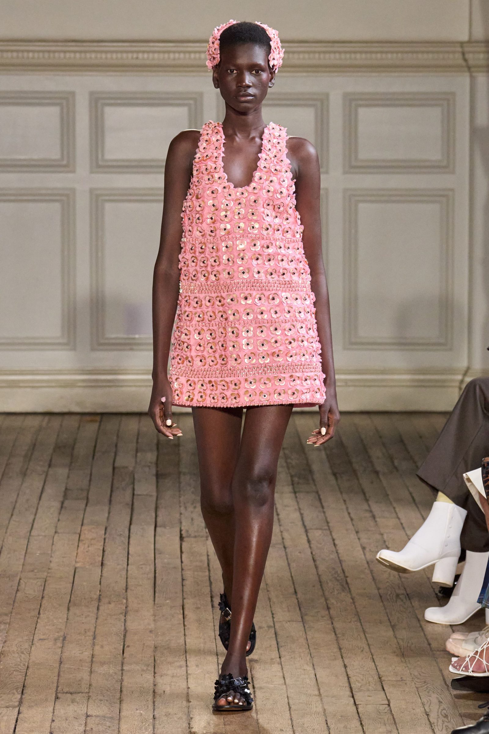 Look 25
