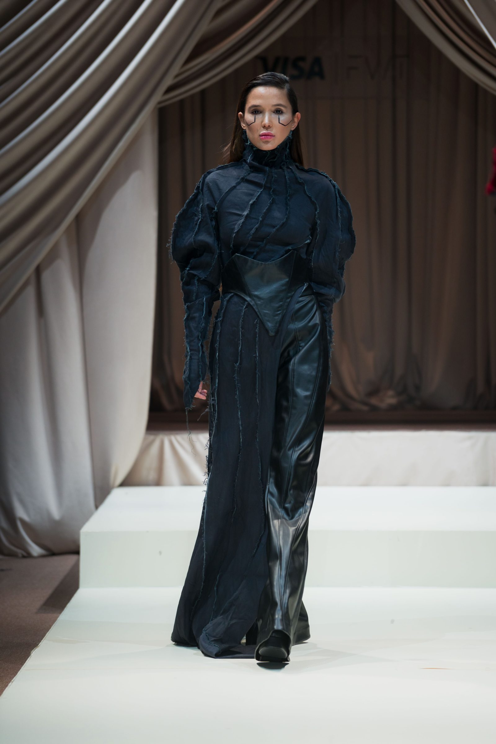 A tailored look combining materials and textures as seen in Dark'N'Core's latest collection revealed at Tashkent Fashion Week. (Photo: Courtesy of Timur Epov)