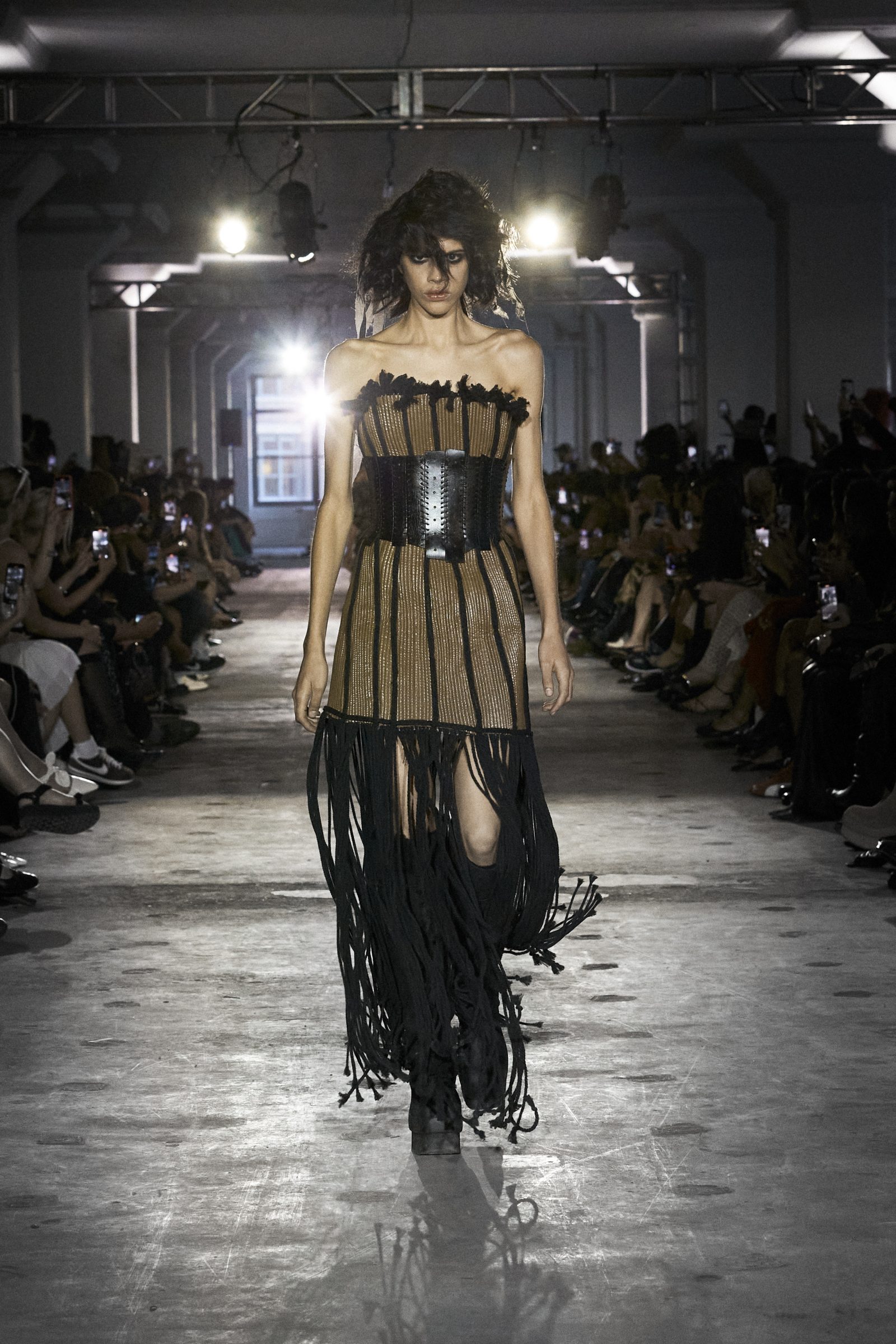 Look 18