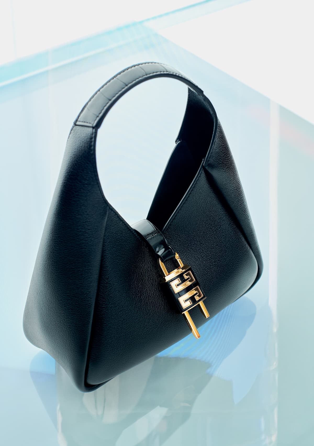 Givenchy presents a new statement bag, the G-Hobo
