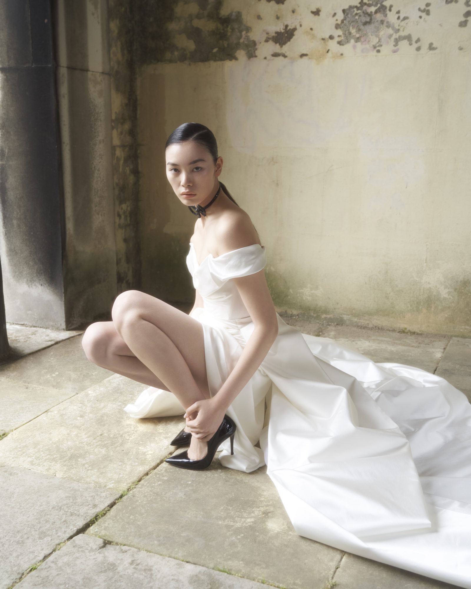 Mini Bagatelle: Where tradition meets modernity in pleated perfection
