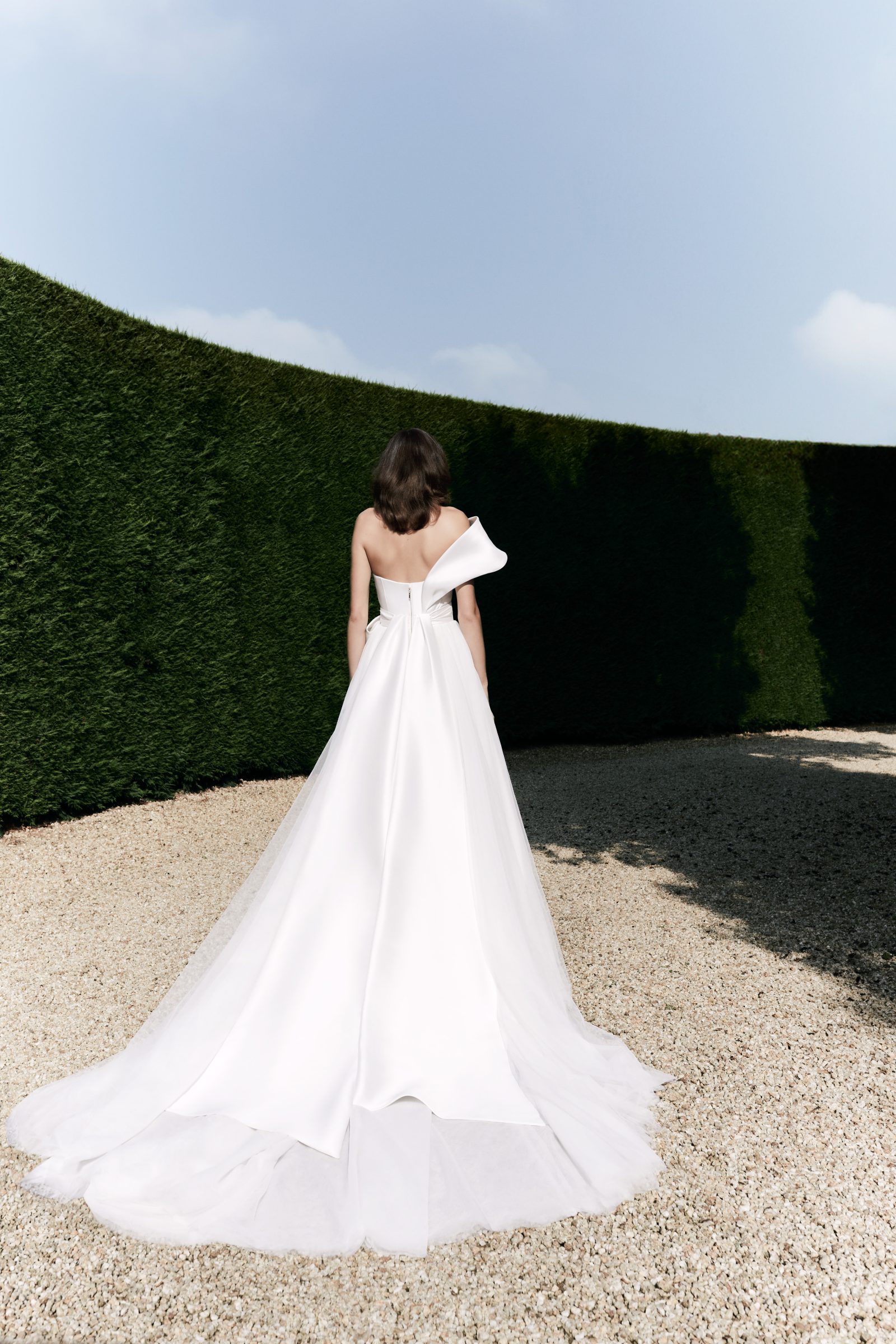 Flowerbomb Ribbon Ballgown