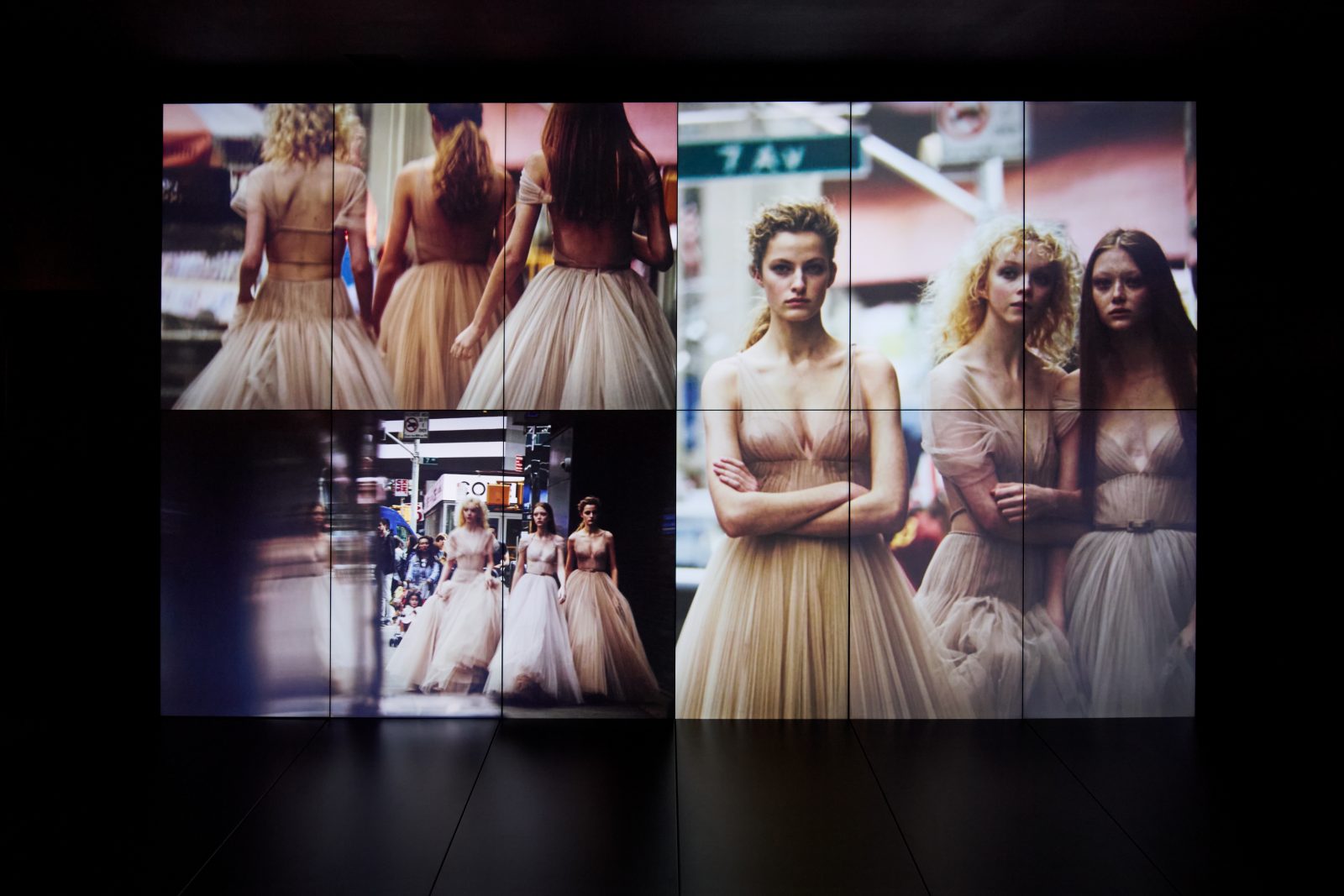 Exhibition view of Dior Haute Couture photographed on the streets of New York, Exposition Dior/Lindbergh at La Galerie Dior, Paris (Image: Adrien Dirand)
